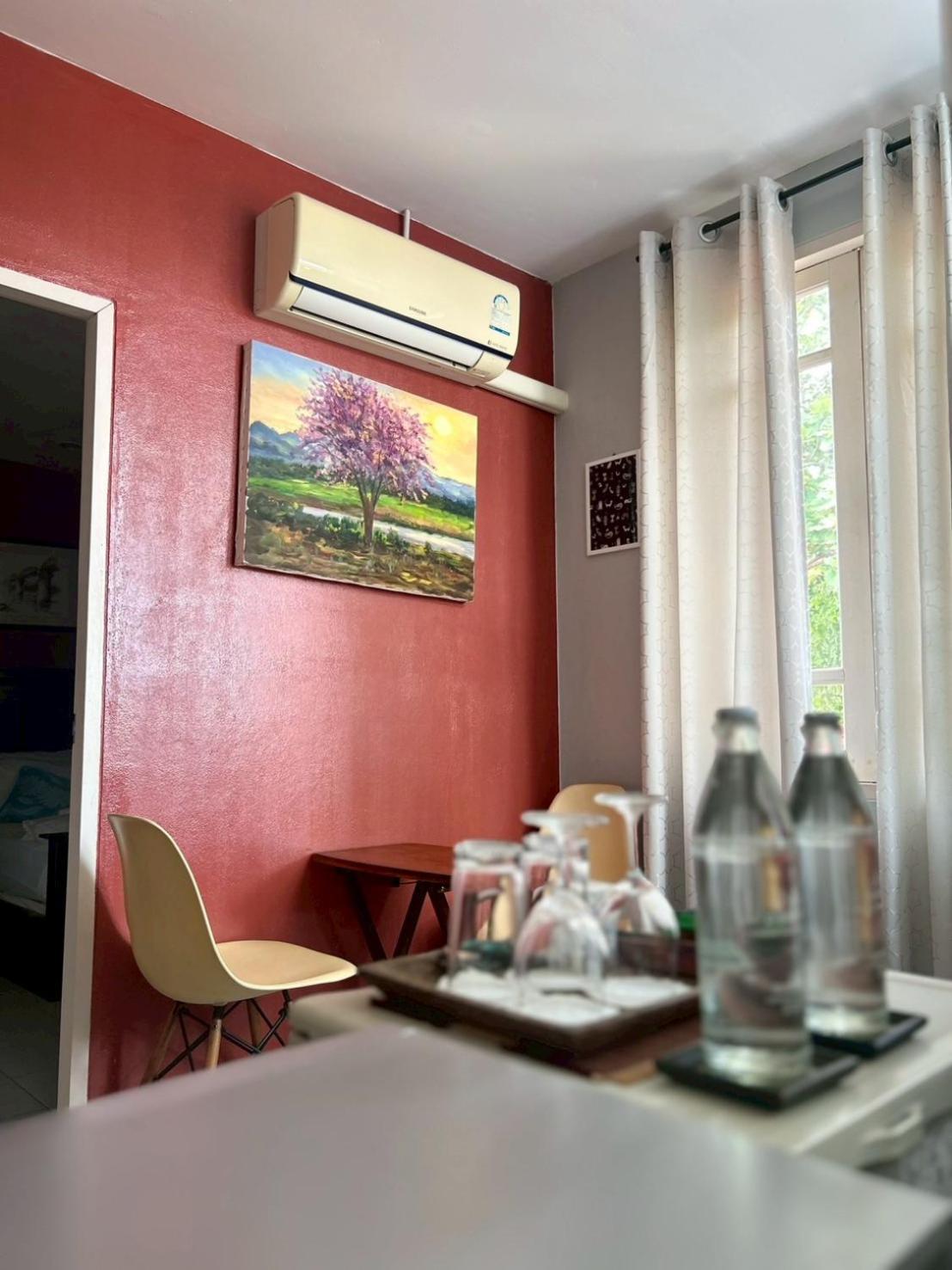 The Journey House Lifestyle Boutique Hotel กาญจนบุรี ภายนอก รูปภาพ